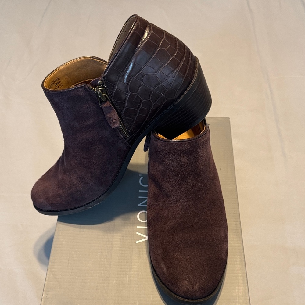 Vionic Dark Brown Suede Ankle Booties with CROC!